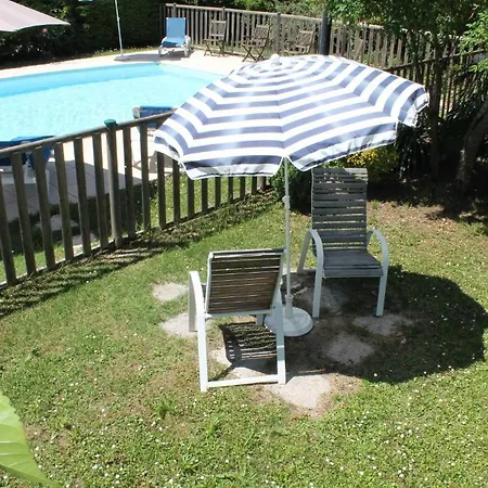 Hotel Logis Hotels- De La Tour - Et Restaurant Sauzet (Lot)
